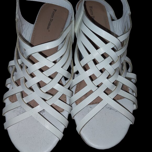 Pierre Dumas New Strap sandal with buckle closure Shoes - Pierre Dumas White Strappy Sandal New Cork Sole size 8M Spring, Summer